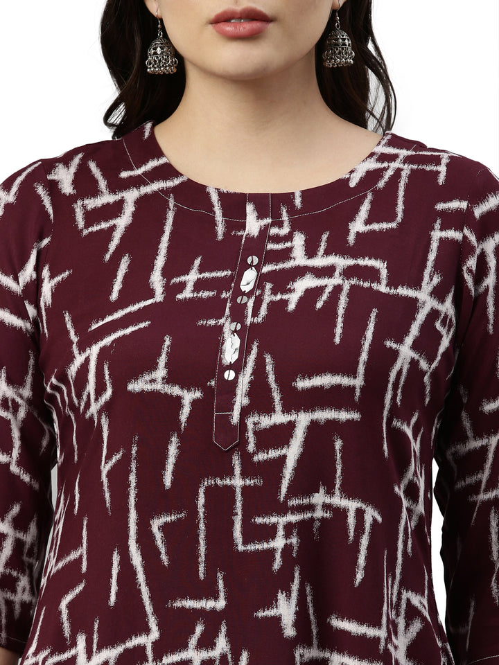 Neerus Maroon rayon printed A-Line kurta - detail view 3