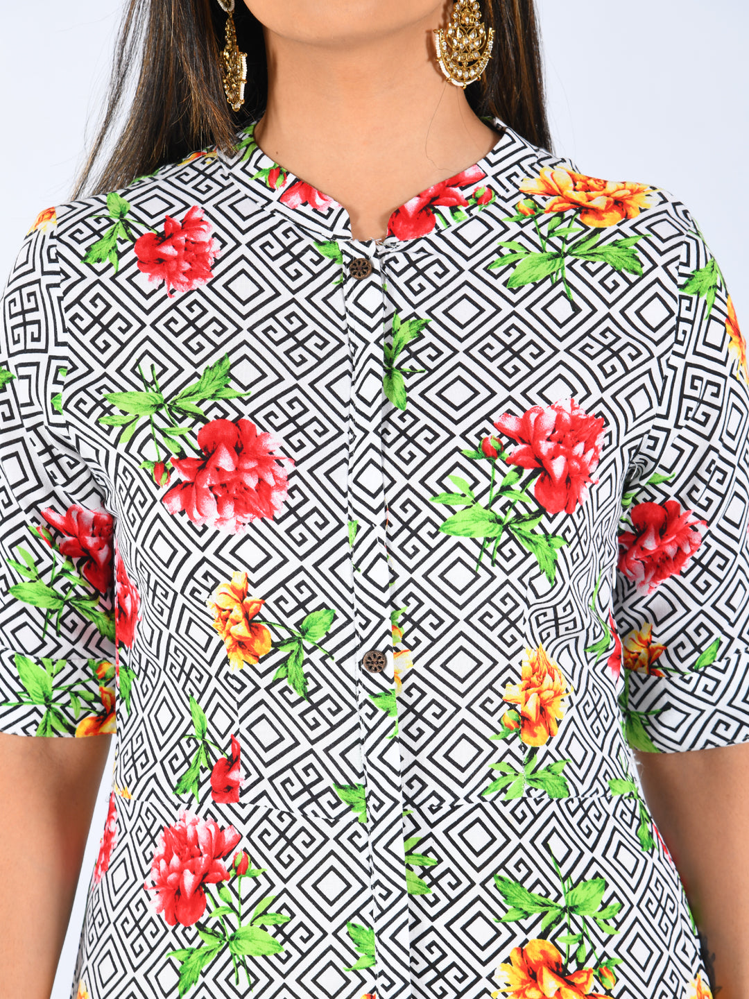 Neerus White Printed A Line Kurta