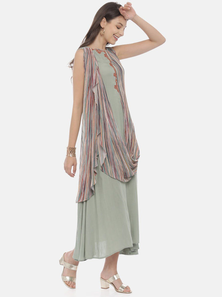 Neerus Green Viscose Rayon Printed A-Line Kurti with Attached Dupatta - detail view 1