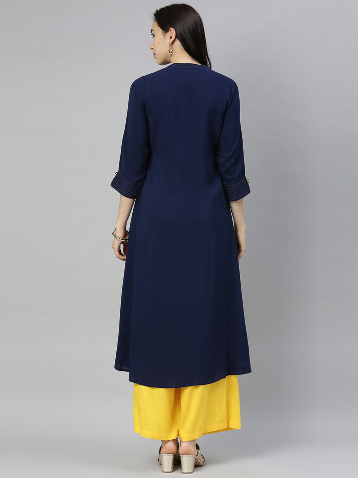 Neerus Blue embroidered A-line kurta - detail view 4
