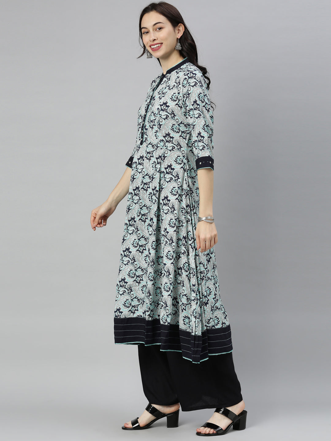 Neeru's Blue Printed Flared Kurta