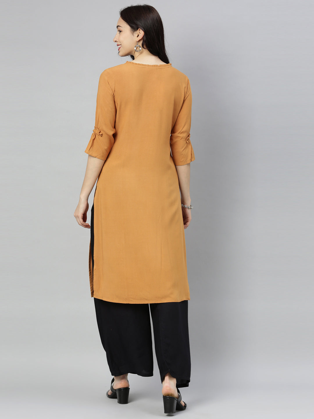 Neerus Brown embroidered straight kurta - detail view 4