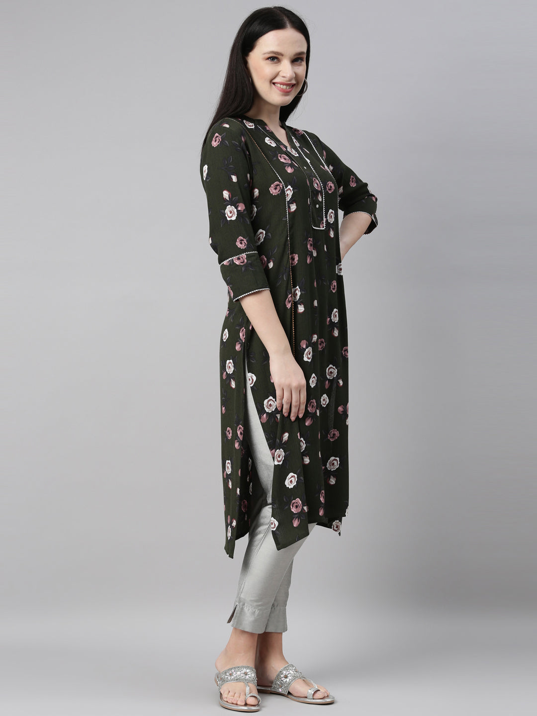 Neerus Green chiffon straight kurta - detail view 16