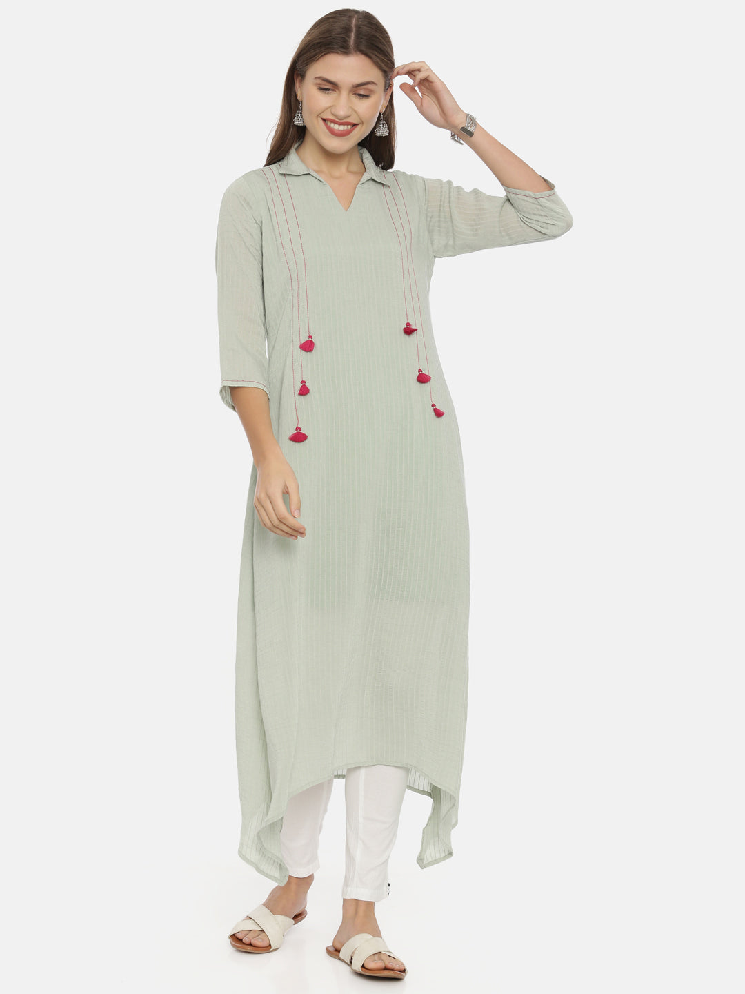 Neerus Green muslin printed high-low kurta - detail view 3
