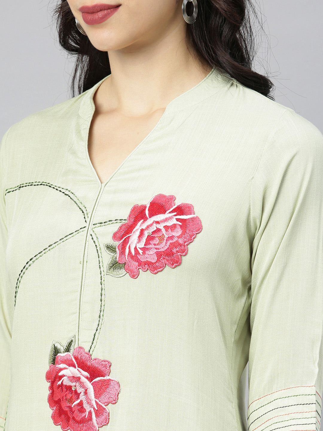 Neerus Green Embroidered Straight Kurta