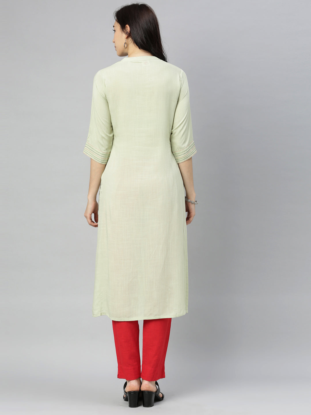 Neerus Green Embroidered Straight Kurta