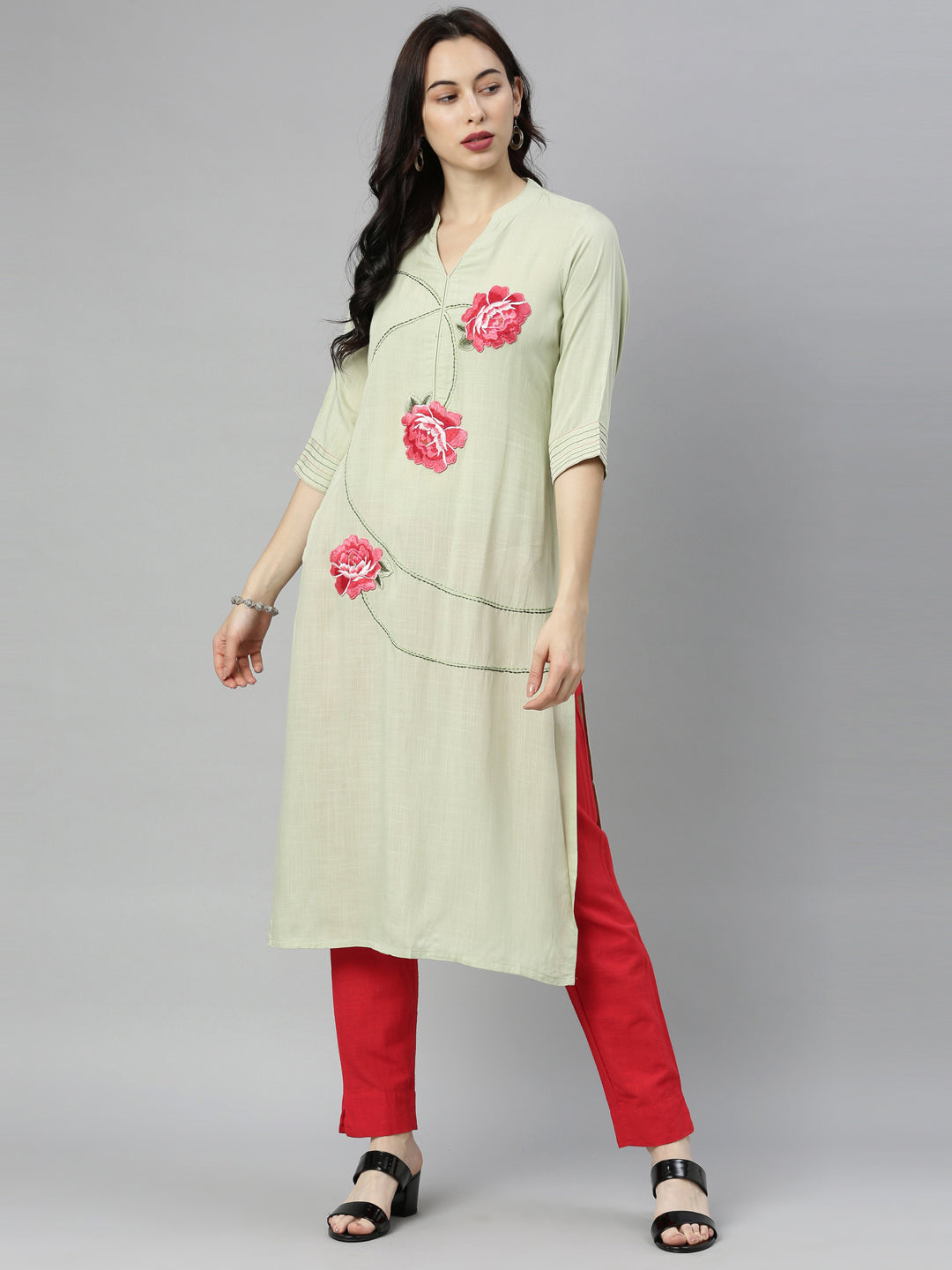 Neerus Green Embroidered Straight Kurta