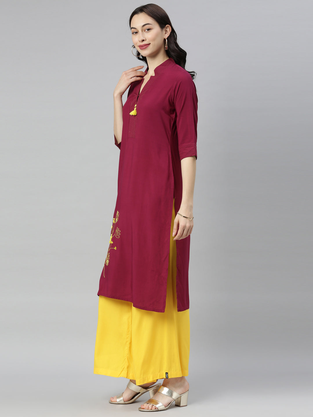 Neeru's Maroon Embroidered Straight Kurta
