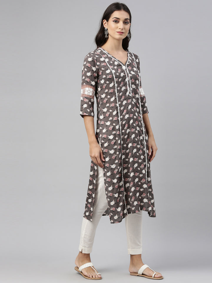 Neerus Green rayon solid kurti - detail view 1