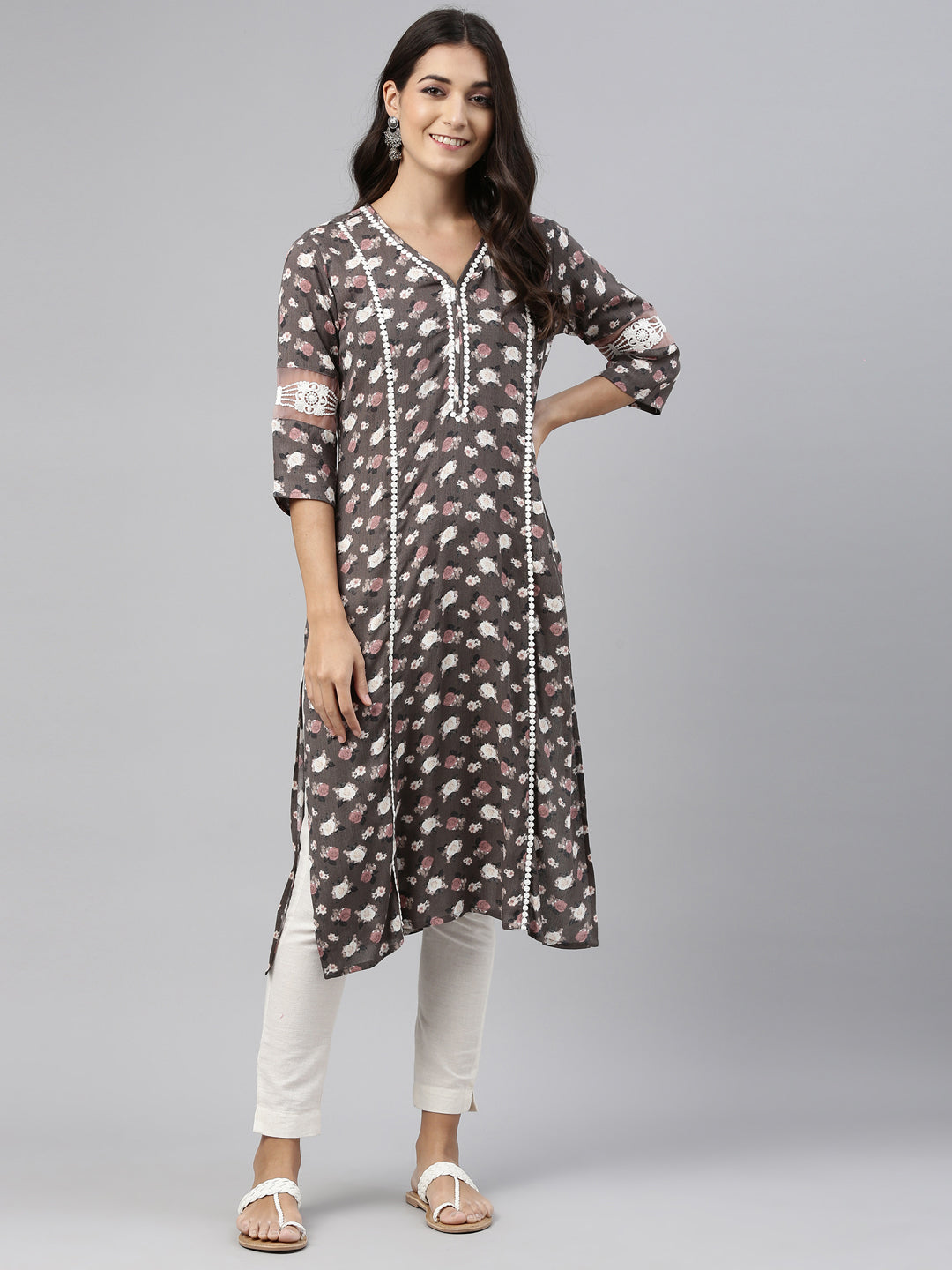 Neerus Green rayon solid kurti - detail view 3