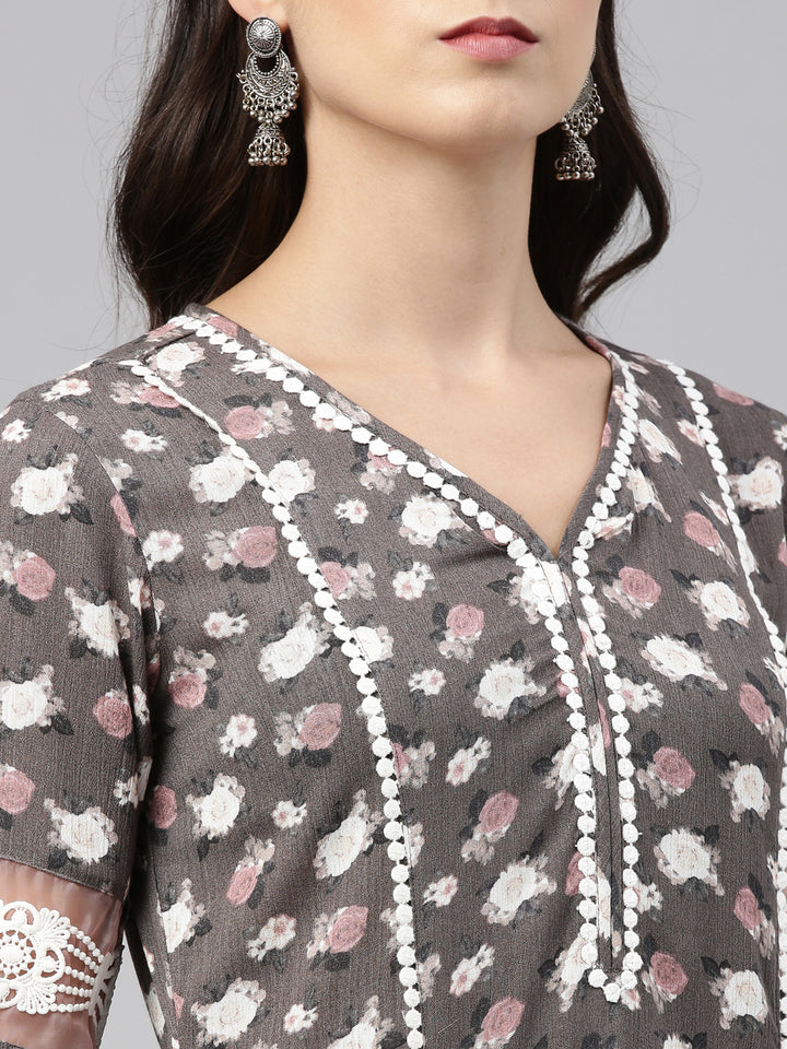 Neerus Green rayon solid kurti - detail view 4