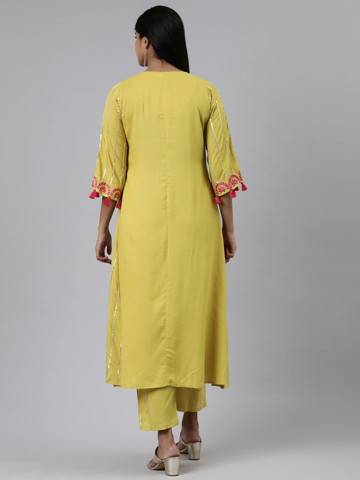Neerus Green Regular Calf Length Embroidered Kurta Solid Trouser