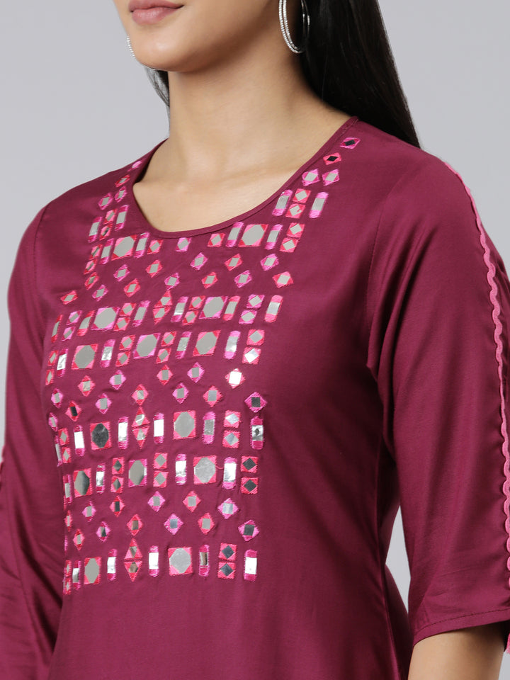 Neerus Purple Straight Solid Viscose Rayon Kurta