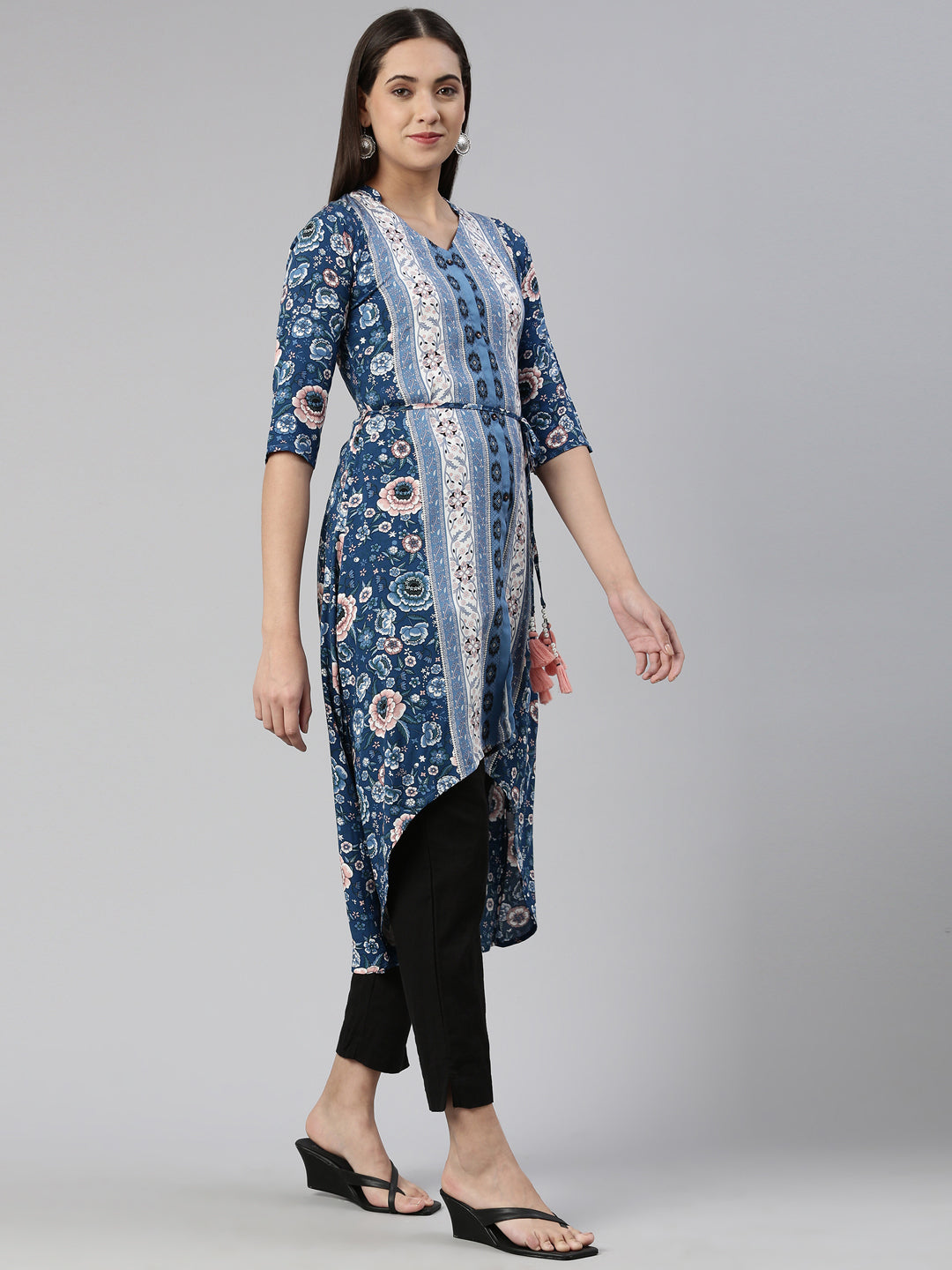 Neerus Blue Curved Cotton Kurtas