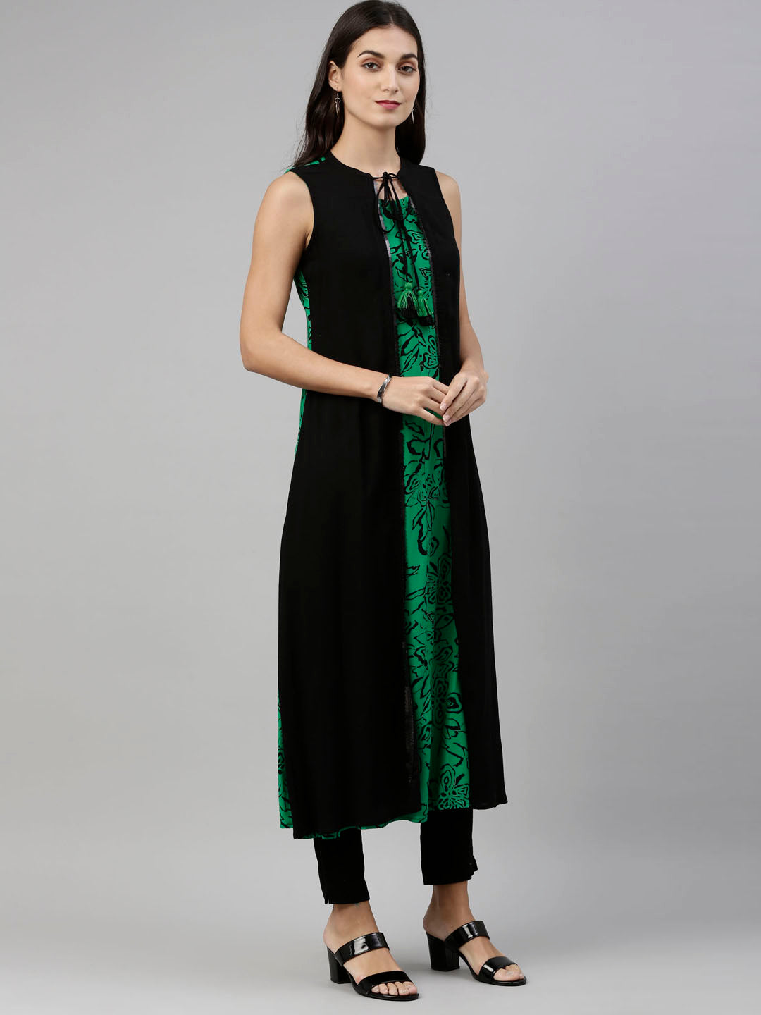 Neerus Green Viscose Rayon Embroidered Kurti - detail view 1