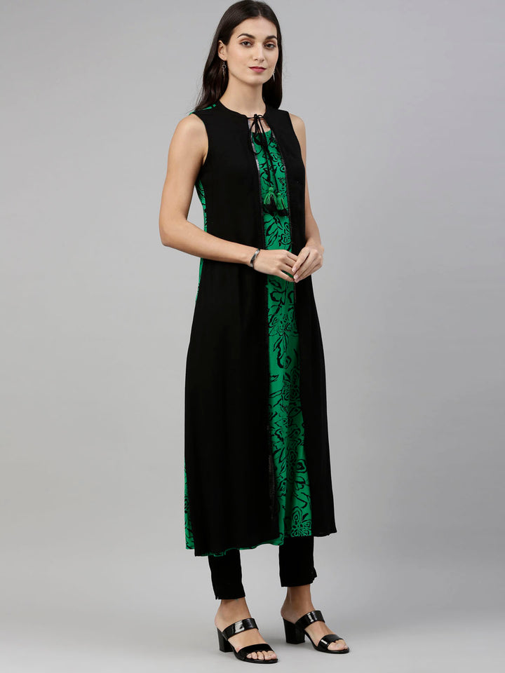 Neerus Green Viscose Rayon Embroidered Kurti - detail view 1