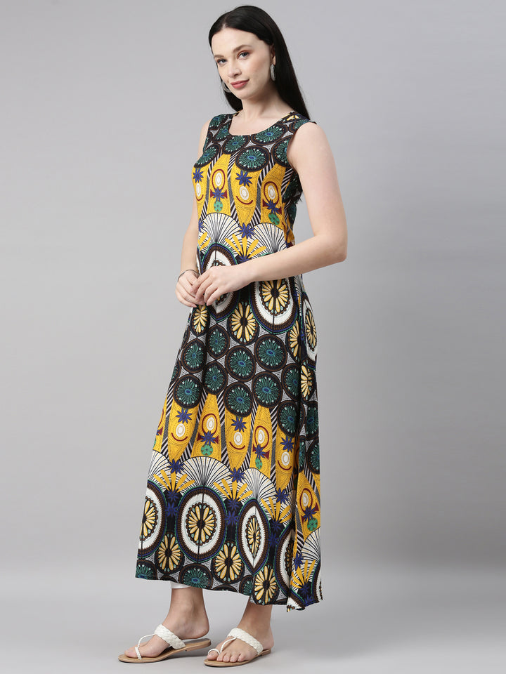 Neerus Yellow rayon solid kurta - detail view 8