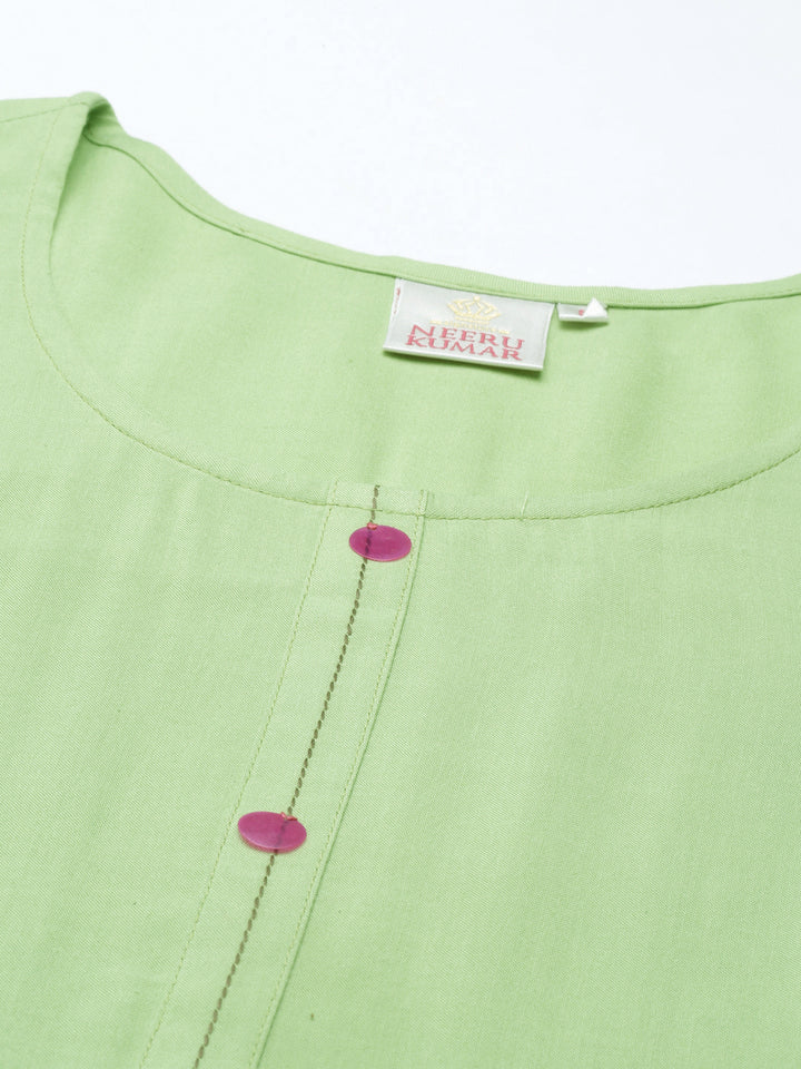 Neerus Green viscose rayon thread embroidered kurti - detail view 3
