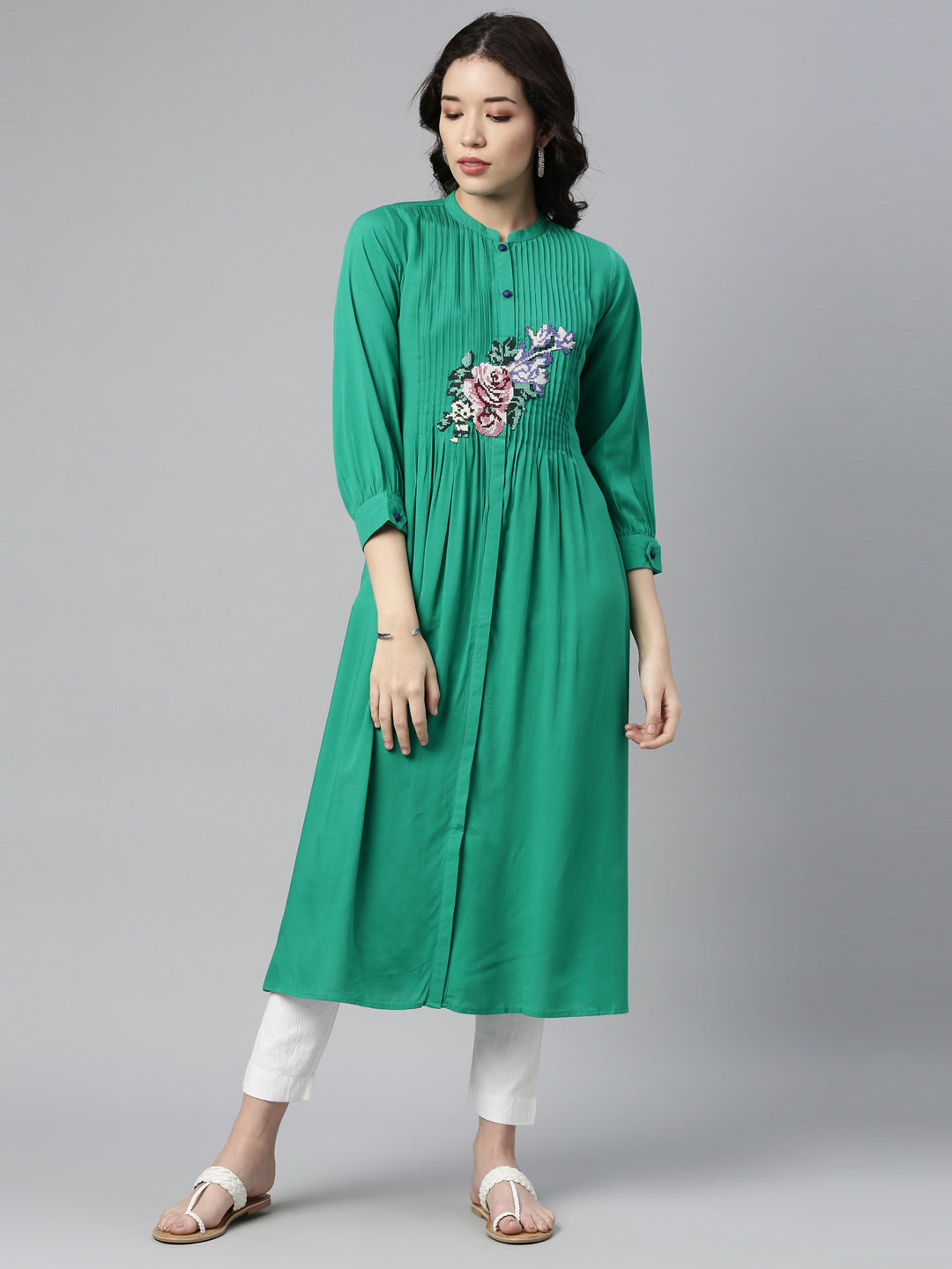 Neerus Green rayon panelled A-line kurti - detail view 1