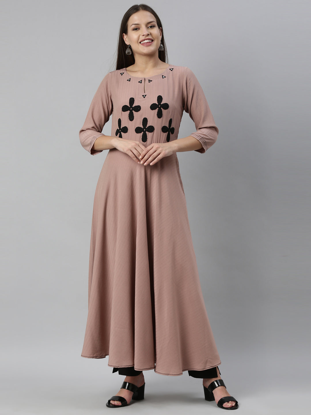 Neerus Onion Color Muslin Fabric Kurta