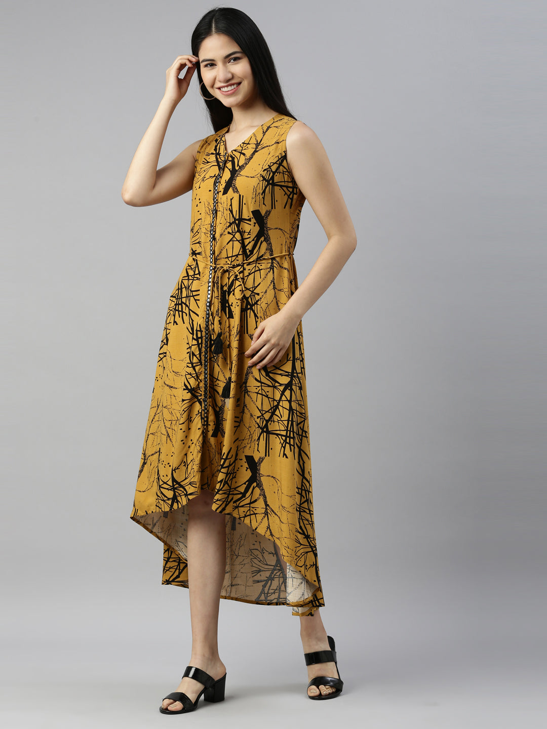 Neerus Yellow rayon solid kurta - side view