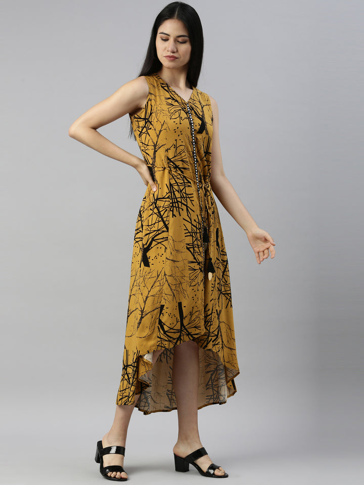 Neerus Yellow rayon solid kurta - detail view 1