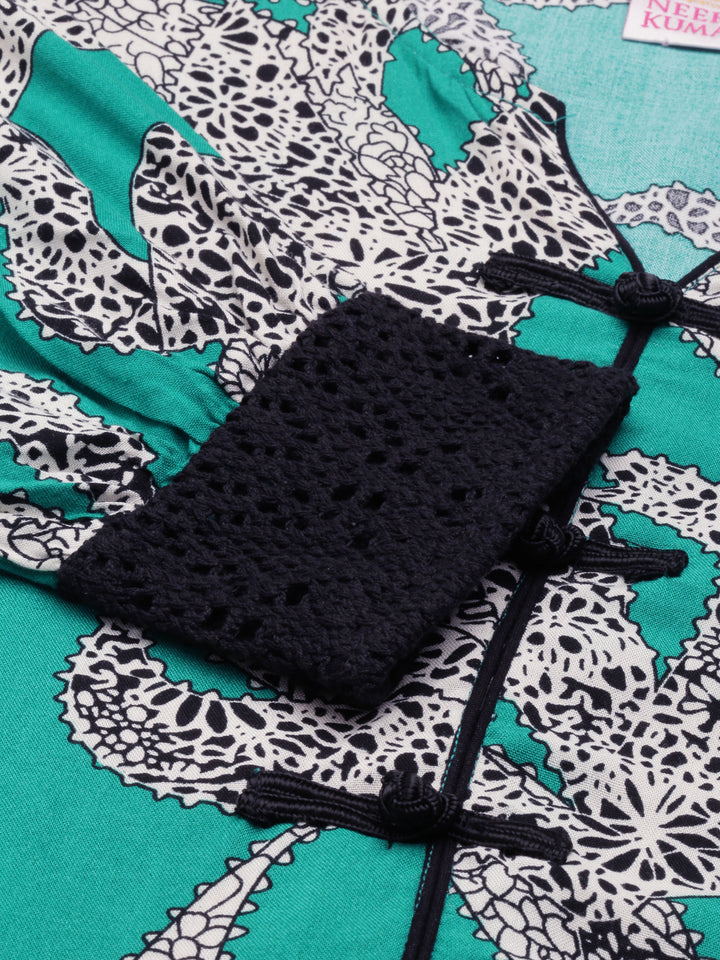 Neerus Green Curved Printed Cotton Silk Kurta