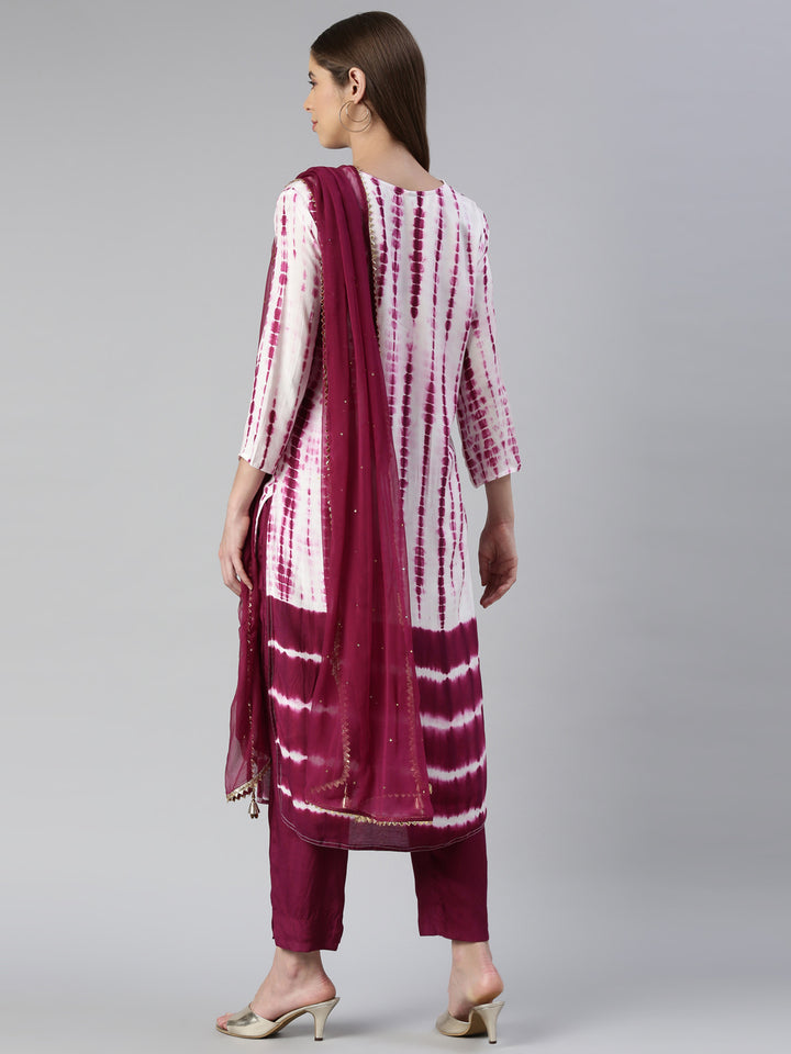 Neerus Purple muslin printed kurta set - side view