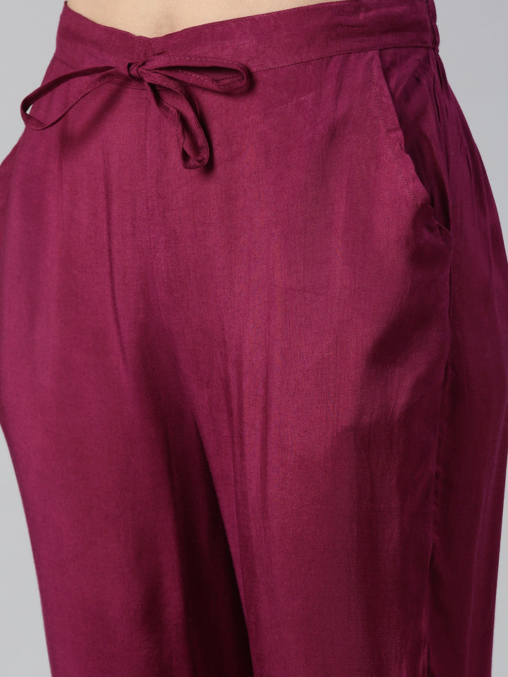 Neerus Purple muslin printed kurta set - detail view 3