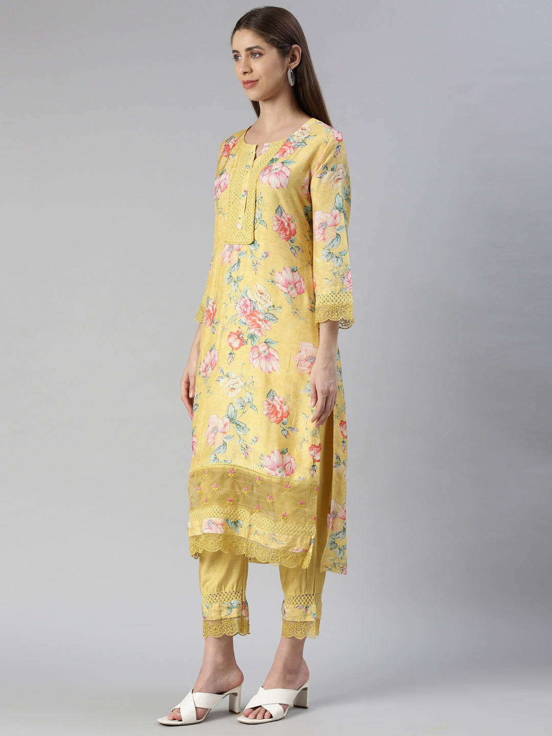 Neerus Green printed kurta set with trouser and dupatta - back view