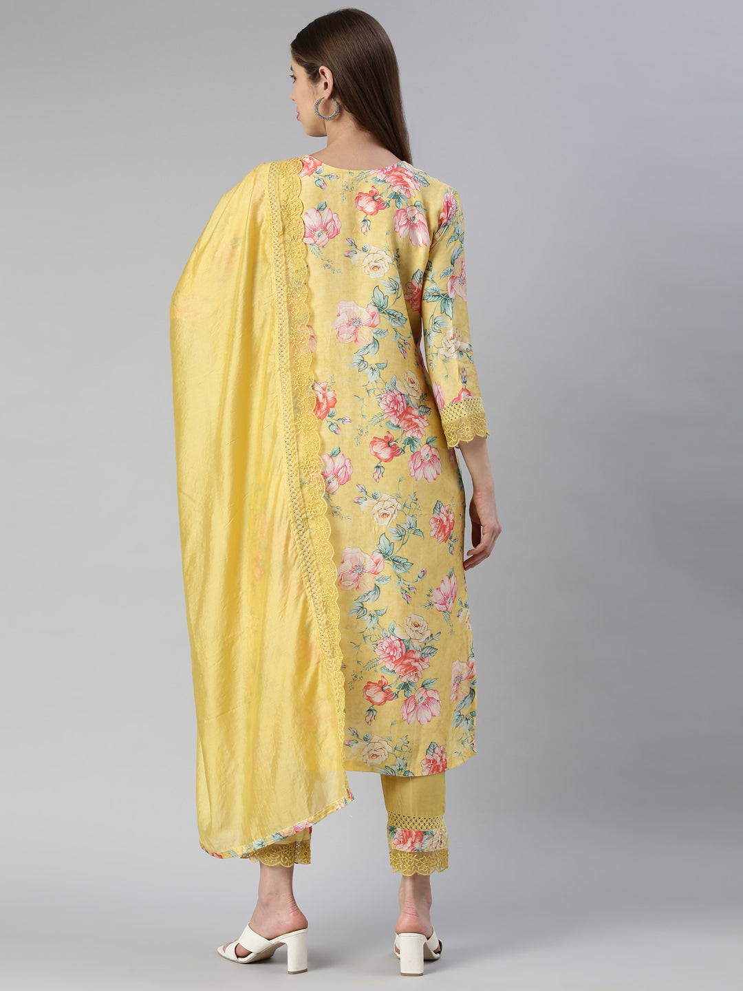 Neerus Green printed kurta set with trouser and dupatta - side view
