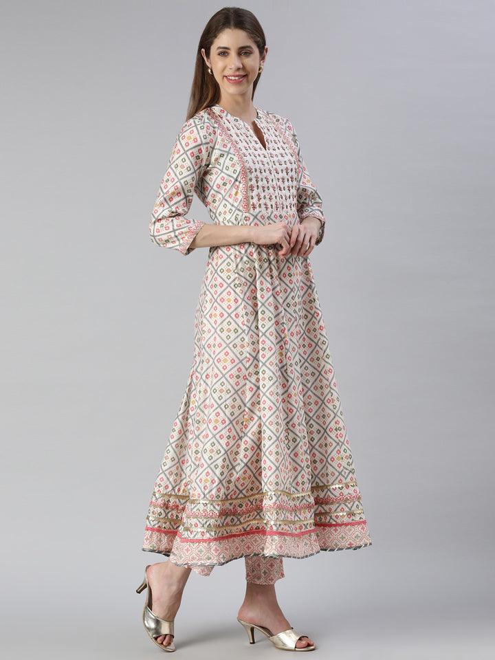 Neerus Multi printed straight kurta set with trouser and dupatta - back view