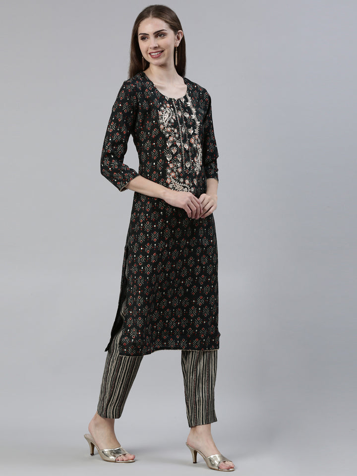 Neerus Olive Regular Knee Length Printed Kurta Printed Trousers With Dupatta