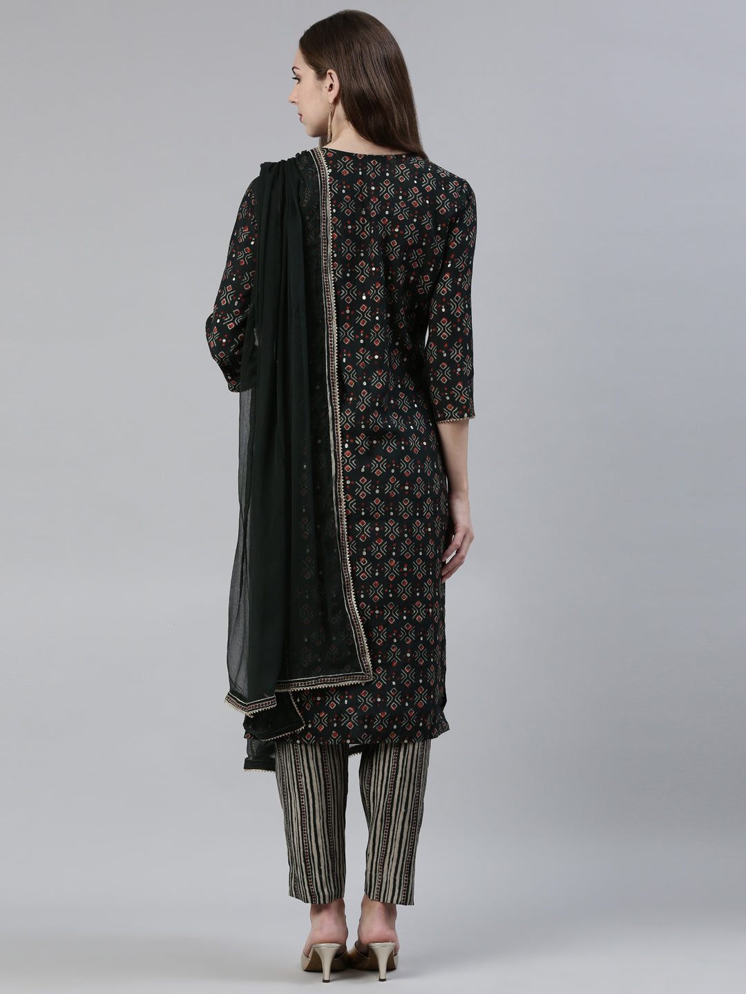 Neerus Olive Regular Knee Length Printed Kurta Printed Trousers With Dupatta