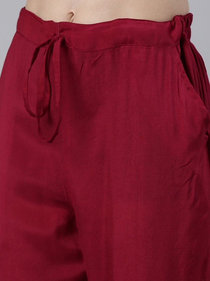 Neerus Maroon printed kurta set with trouser and dupatta - detail view 3