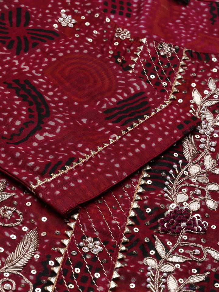 Neerus Maroon printed kurta set with trouser and dupatta - detail view 2