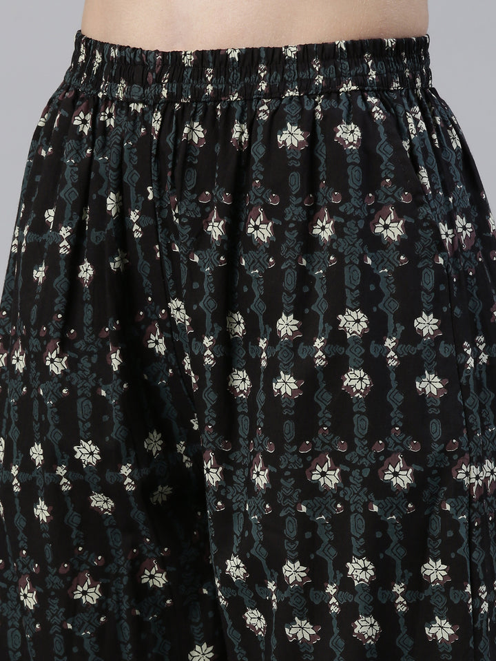Neerus Grey cotton printed kurta sharara set with dupatta - detail view 3