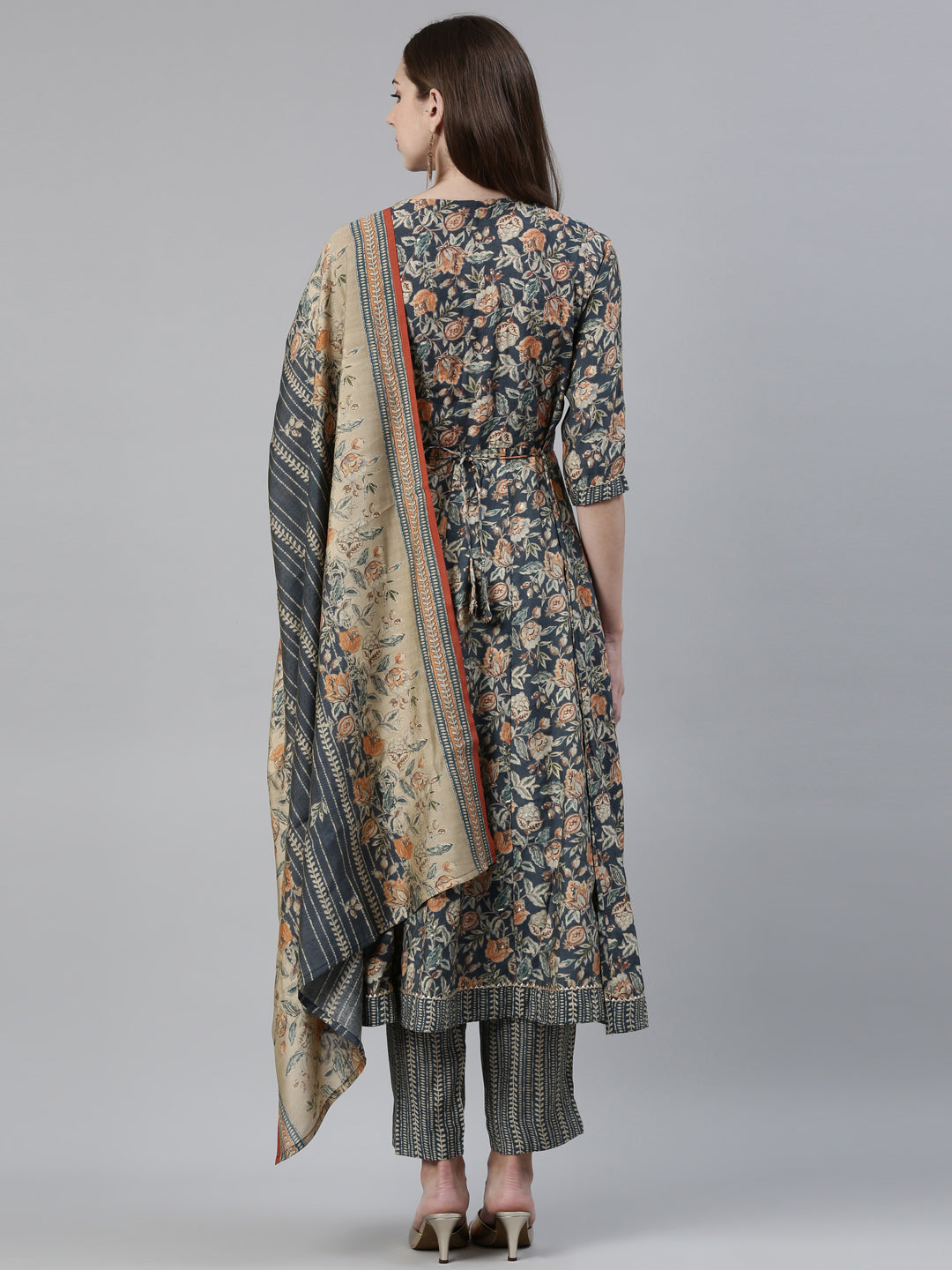Neerus Grey Regular Knee Length Printed Kurta Printed Trousers With Dupatta