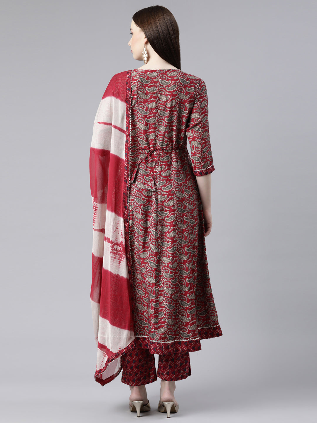 Neerus Magenta Regular Knee Length Printed Kurta Printed Trousers With Dupatta