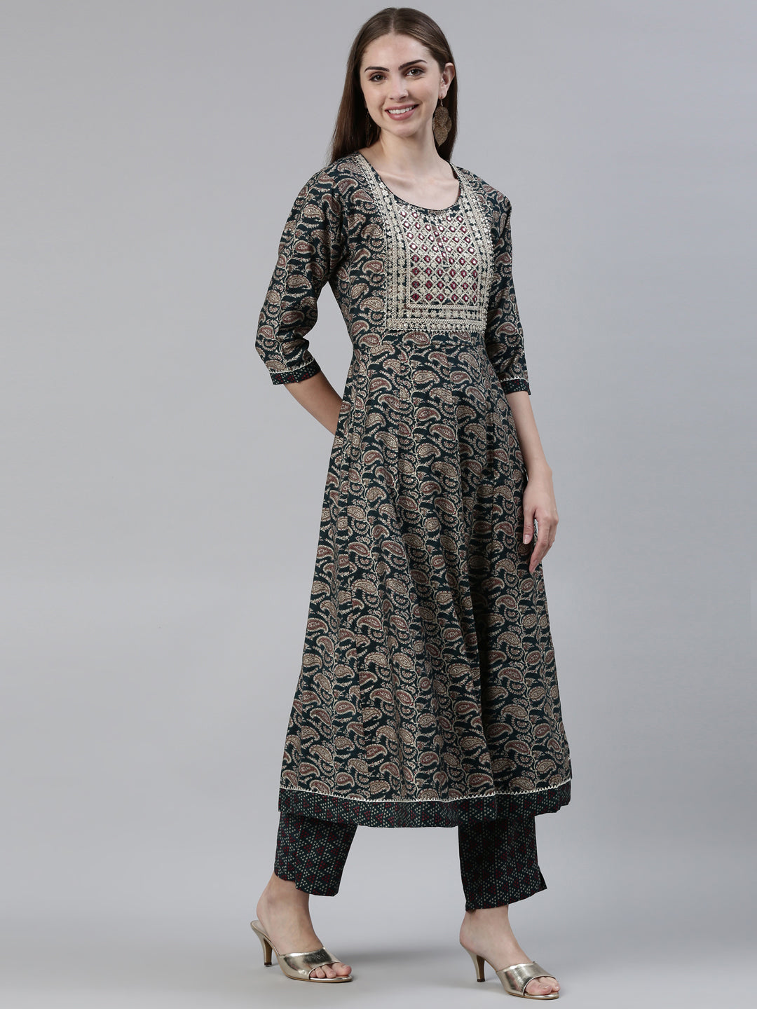 Neerus Green Regular Knee Length Printed Kurta Printed Trousers With Dupatta
