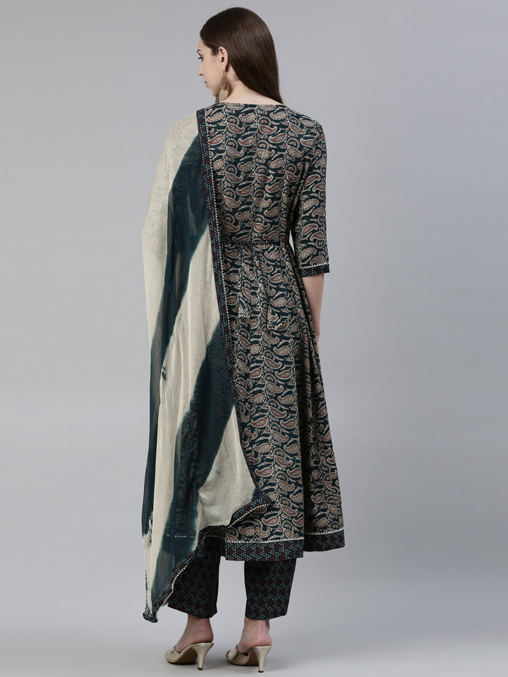 Neerus Green Regular Knee Length Printed Kurta Printed Trousers With Dupatta