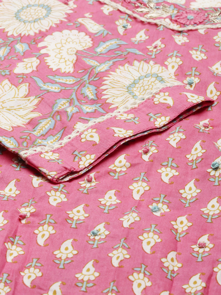 Neerus Pink cotton printed kurta set with trouser and dupatta - detail view 2