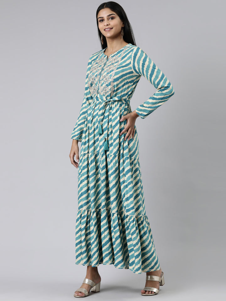 Neerus Green viscose rayon printed A-line dress - back view
