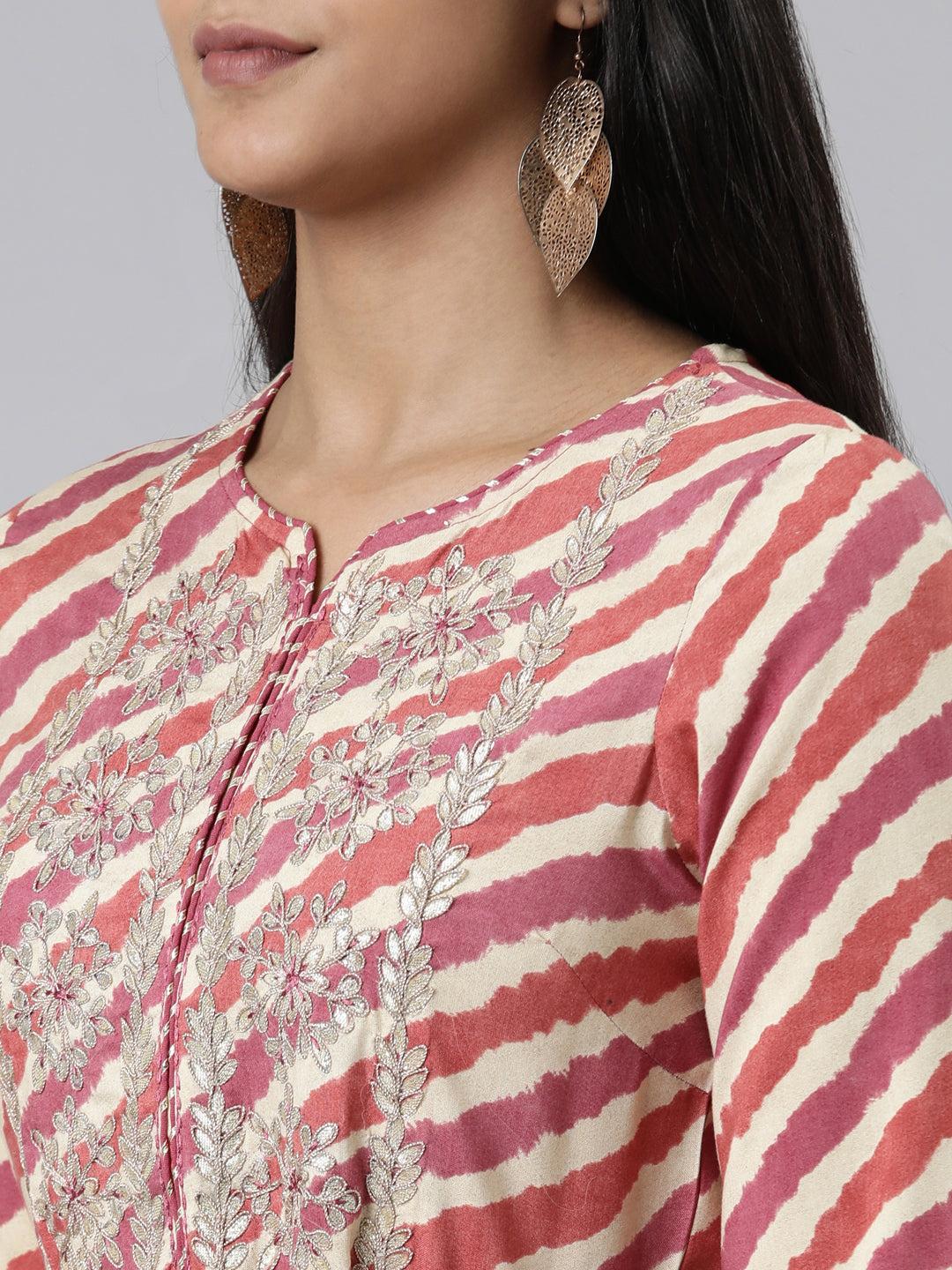 Neerus Brown viscose rayon printed A-line dress - detail view 2
