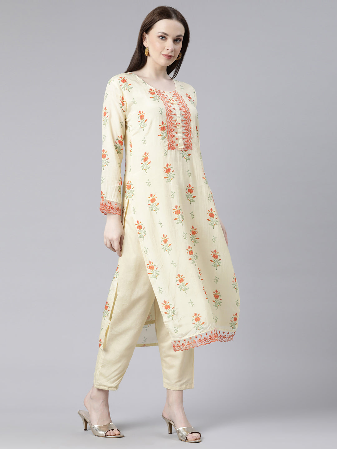 Neerus Green Viscose Rayon Embroidered Kurta Set - back view