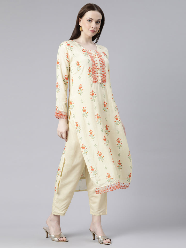 Neerus Green Viscose Rayon Embroidered Kurta Set - back view