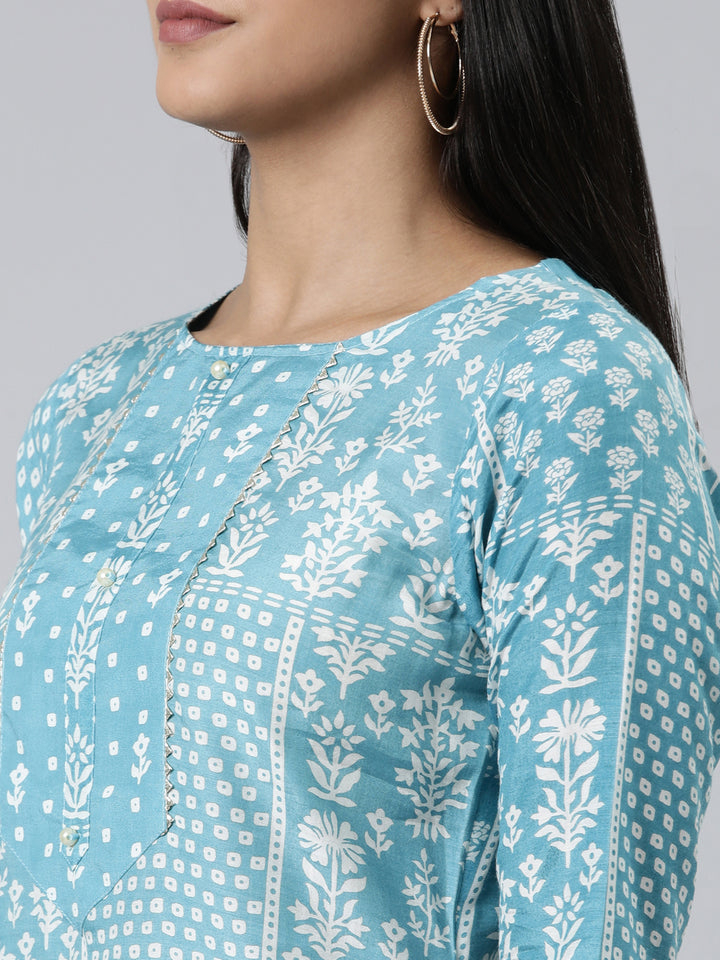 Neerus Green viscose rayon printed kurta set with palazzo - detail view 2