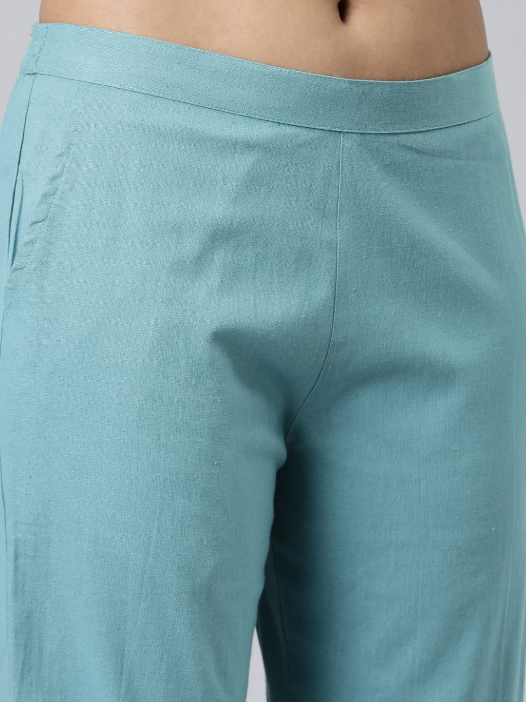 Neerus Green cotton printed kurta set with trousers - detail view 2