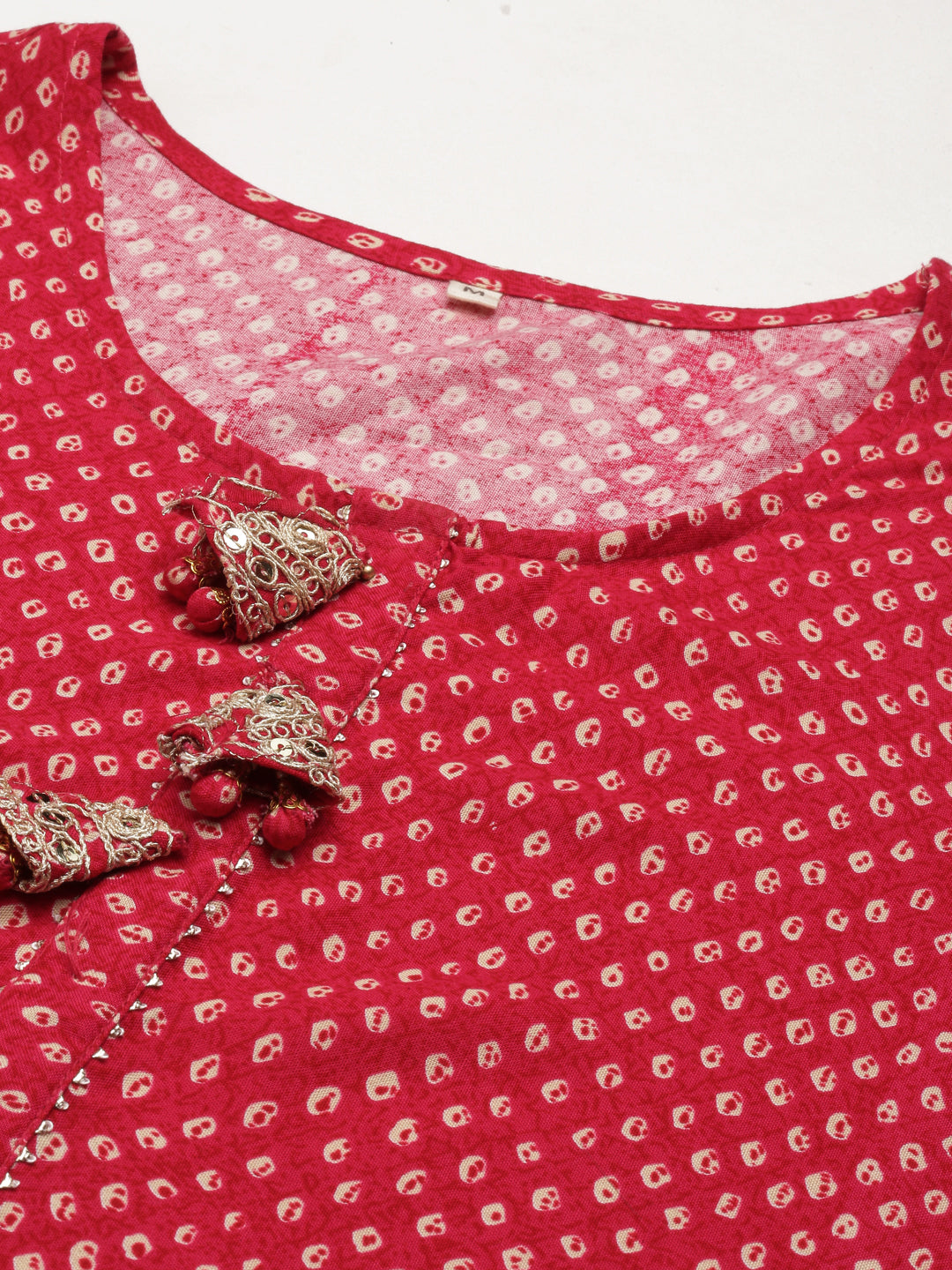 Neerus Pink cotton printed straight kurti - detail view 3