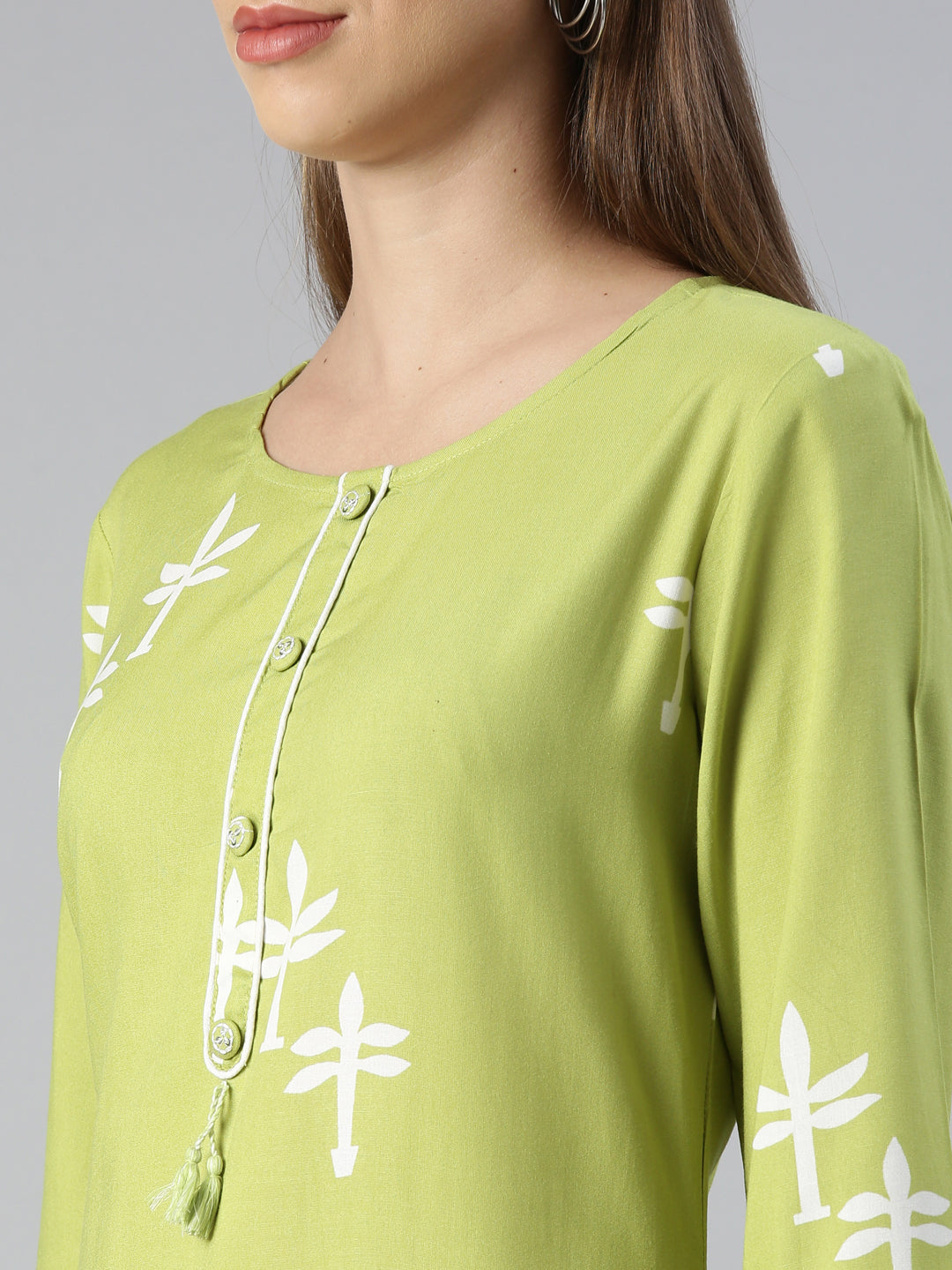 Neerus Women Green Printed Calf Length Kurta And Trousers